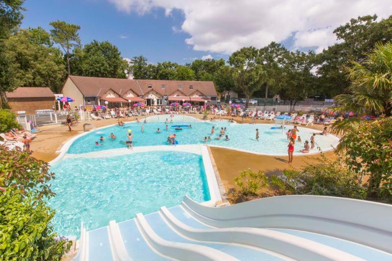 Camping Officiel Siblu Les Pierres Couchees Saint-Brevin-les-Pins Eksteriør billede