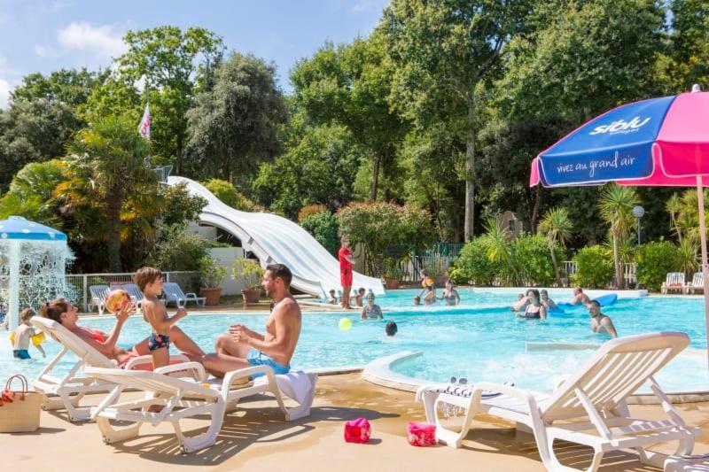 Camping Officiel Siblu Les Pierres Couchees Saint-Brevin-les-Pins Eksteriør billede