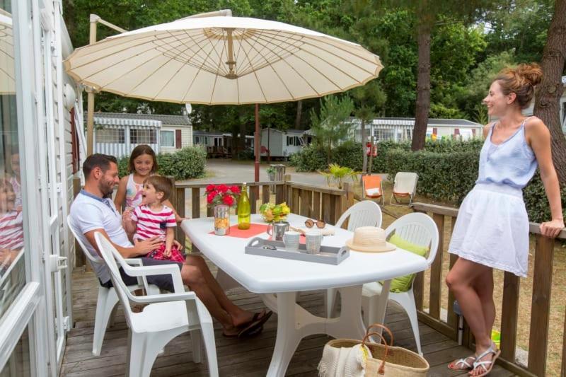 Camping Officiel Siblu Les Pierres Couchees Saint-Brevin-les-Pins Eksteriør billede